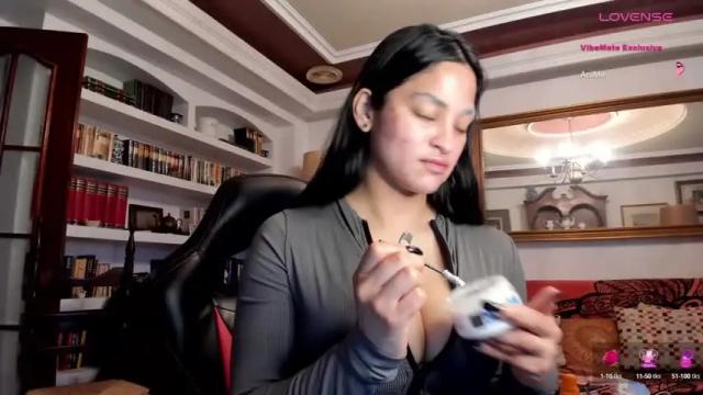 Image 2 of bella_pocahontas3 Stream on Chaturbate on 12 months ago
