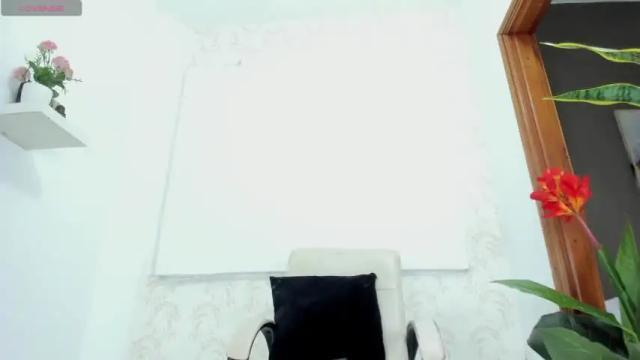 Image 10 of bella_reaset Stream on Chaturbate on 14 months ago