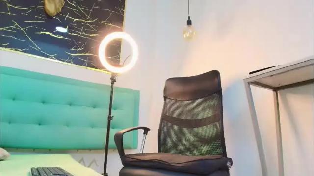 Image 11 of bella_salvatore Stream on Chaturbate on 17 days ago
