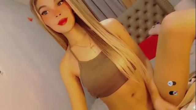 Image 7 of bella_tara Stream on Chaturbate on 1 month ago
