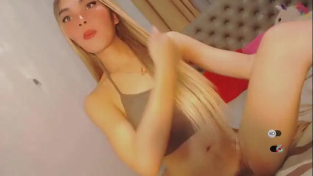 Image 3 of bella_tara Stream on Chaturbate on 23 days ago