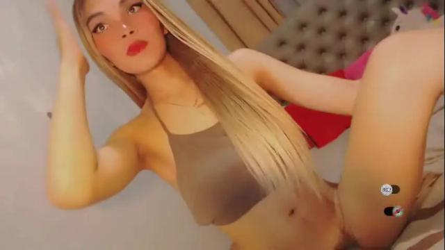Image 4 of bella_tara Stream on Chaturbate on 23 days ago