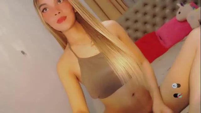 Image 6 of bella_tara Stream on Chaturbate on 23 days ago