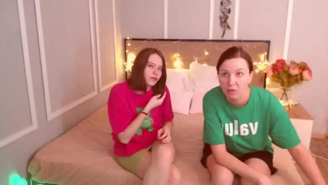 Thumbnail 1, bella_x_kate's Stream at Chaturbate, 23 months ago