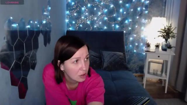 Image 3 of bella_x_kate Stream on Chaturbate on 22 months ago