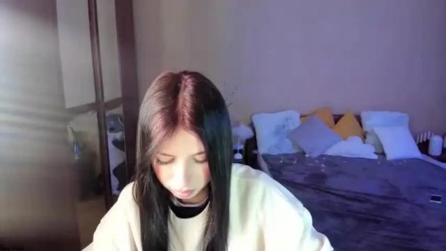 Image 6 of bellaaajones Stream on Chaturbate on 14 months ago