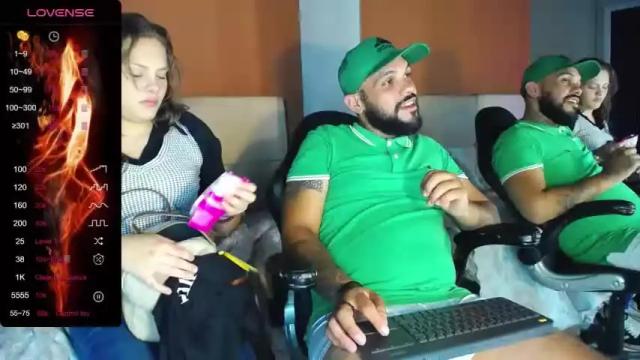 Image 7 of bellaanddrake Stream on Chaturbate on 14 months ago