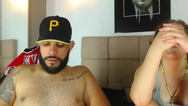 Image 3 of bellaanddrake Stream on Chaturbate on 14 months ago