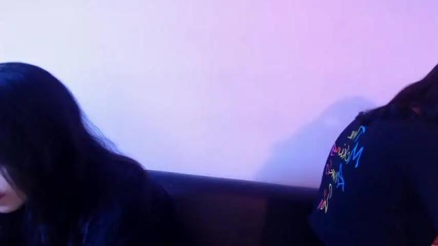Image 2 of bellaandlia Stream on Chaturbate on 19 months ago