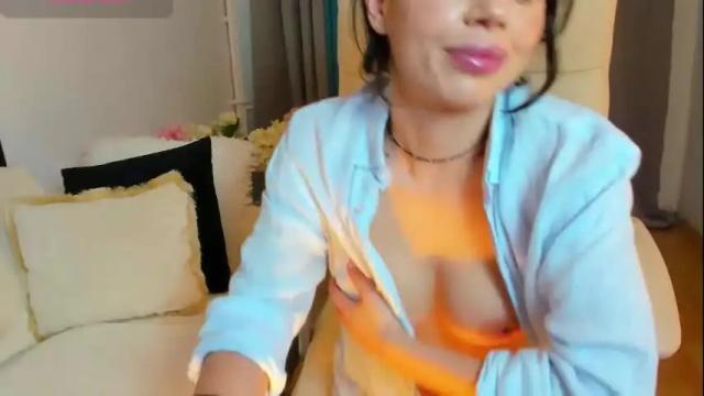 Image 7 of bellaanna25 Stream on Chaturbate on 1 month ago