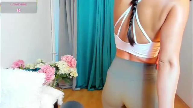 Image 12 of bellaanna25 Stream on Chaturbate on 5 days ago