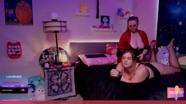 Image 8 of bellabearts Stream on Chaturbate on 12 months ago