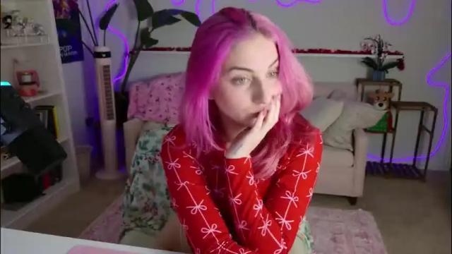 Image 8 of bellabeauu Stream on Chaturbate on 1 month ago