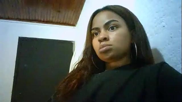 Image 10 of bellabeltra Stream on Chaturbate on 1 month ago