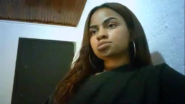 Image 8 of bellabeltra Stream on Chaturbate on 1 month ago