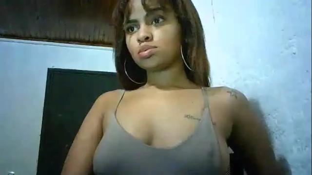 Image 2 of bellabeltra Stream on Chaturbate on 28 days ago
