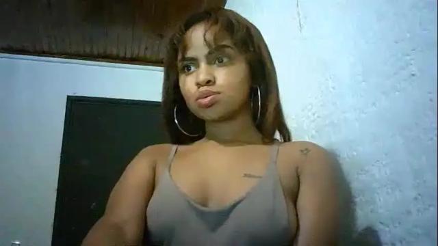 Image 3 of bellabeltra Stream on Chaturbate on 28 days ago