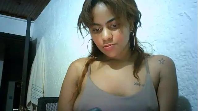 Image 7 of bellabeltra Stream on Chaturbate on 27 days ago