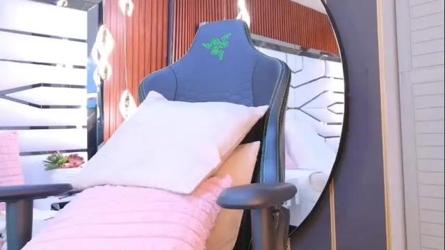 Image 2 of bellablack1 Stream on Chaturbate on 13 days ago