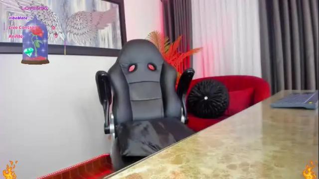 Image 2 of belladiamond18 Stream on Chaturbate on 11 days ago