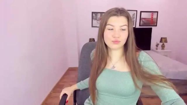 Image 12 of belladurham Stream on Chaturbate on 21 months ago