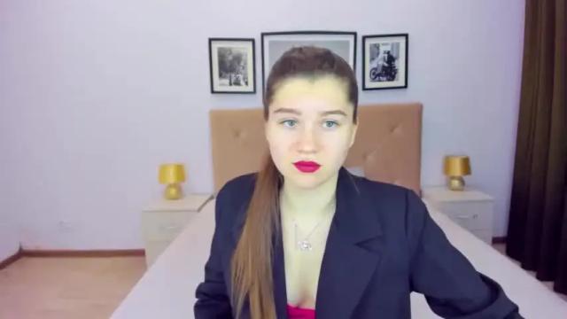 Image 2 of belladurham Stream on Chaturbate on 21 months ago