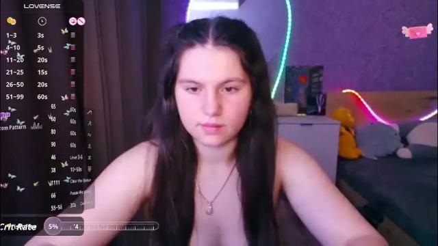 Image 12 of bellaelya Stream on Chaturbate on 5 months ago