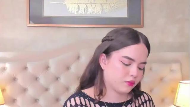 Image 3 of bellafontana Stream on Chaturbate on 18 days ago