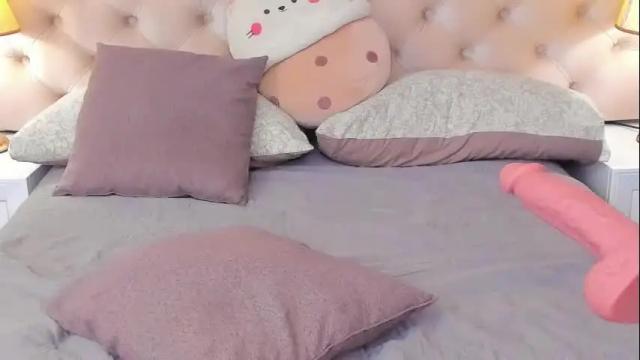 Image 7 of bellafontana Stream on Chaturbate on 16 days ago