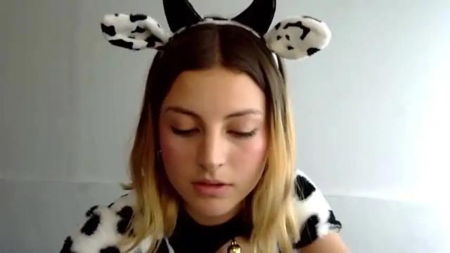 Image 3 of bellafor Stream on Chaturbate on 19 months ago