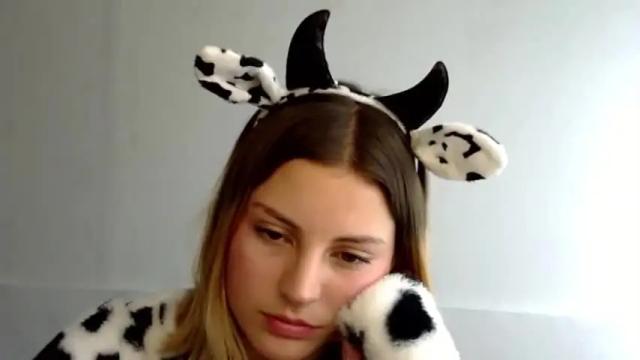 Image 6 of bellafor Stream on Chaturbate on 19 months ago