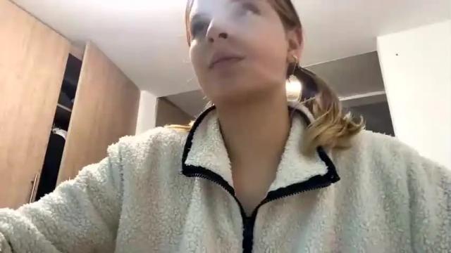 Image 11 of bellafor Stream on Chaturbate on 14 months ago