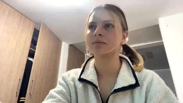 Image 2 of bellafor Stream on Chaturbate on 14 months ago
