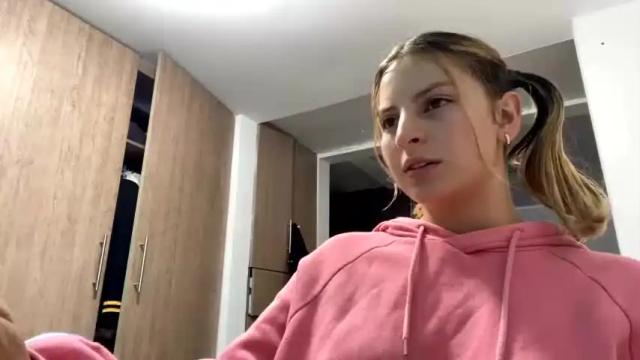 Image 2 of bellafor Stream on Chaturbate on 14 months ago