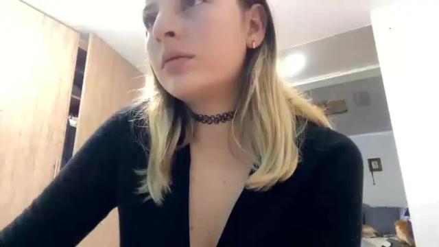 Image 11 of bellafor Stream on Chaturbate on 14 months ago