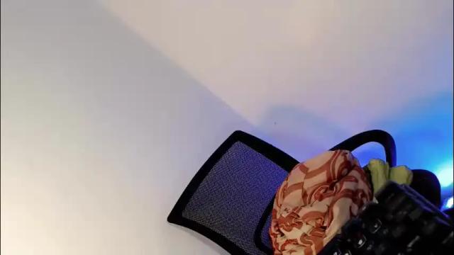 Image 7 of bellafucks1 Stream on Chaturbate on 1 month ago