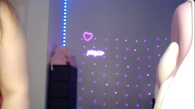 Image 2 of bellamonroee Stream on Chaturbate on 25 days ago