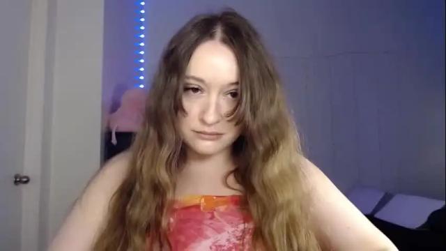 Image 3 of bellamonroee Stream on Chaturbate on 25 days ago
