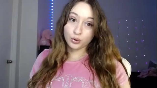 Image 10 of bellamonroee Stream on Chaturbate on 16 days ago