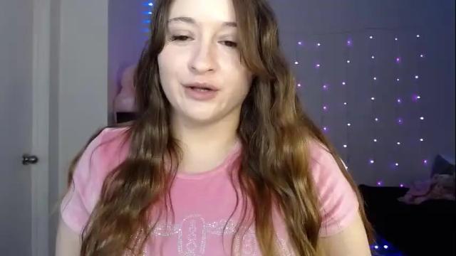 Image 7 of bellamonroee Stream on Chaturbate on 16 days ago