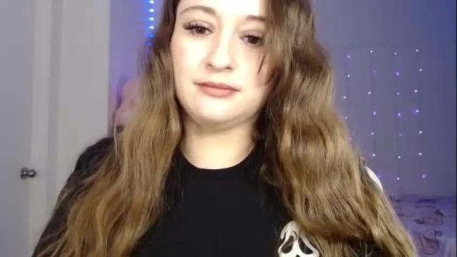 Image 2 of bellamonroee Stream on Chaturbate on 9 days ago