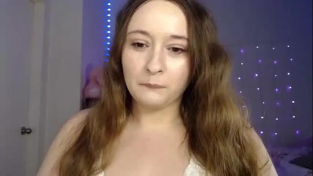 Image 3 of bellamonroee Stream on Chaturbate on 7 days ago