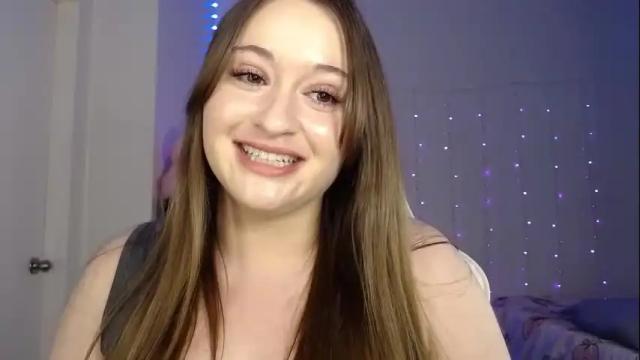 Image 4 of bellamonroee Stream on Chaturbate on 5 days ago