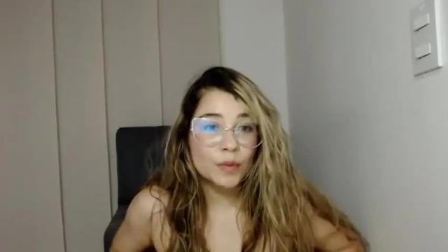 Image 6 of bellangel01 Stream on Chaturbate on 11 months ago