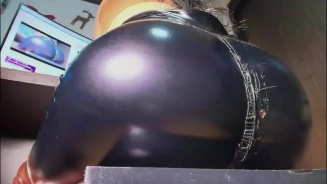 Image 4 of bellangel_ Stream on Chaturbate on 1 month ago