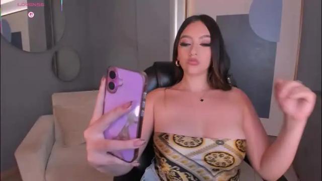 Thumbnail 3, bellarosex1's Stream at Chaturbate, 2 months ago