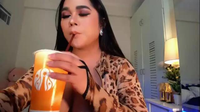 Image 6 of bellaswildcummer Stream on Chaturbate on 1 month ago