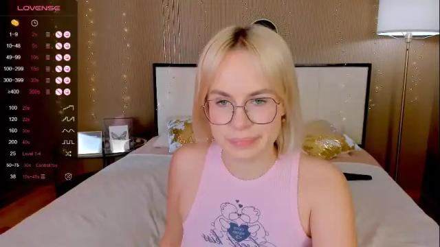 Image 11 of bellatip Stream on Chaturbate on 1 month ago