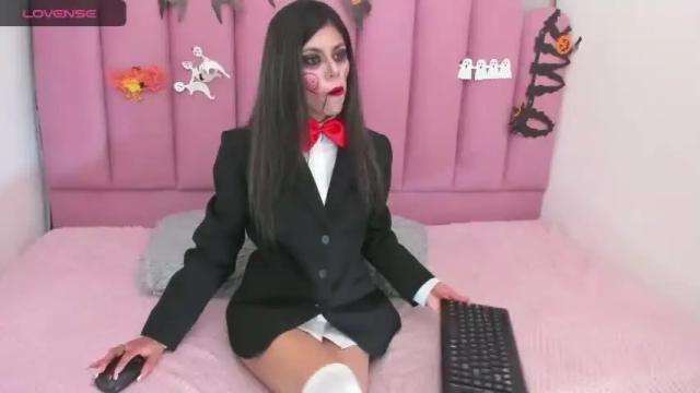 Image 2 of bellatriscolins Stream on Chaturbate on 19 months ago