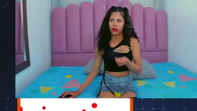 Image 7 of bellatriscolins Stream on Chaturbate on 17 months ago